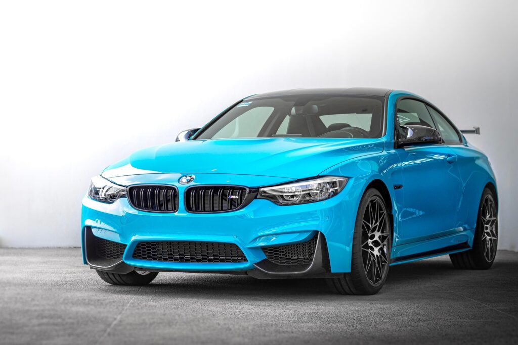 Blauer BMW